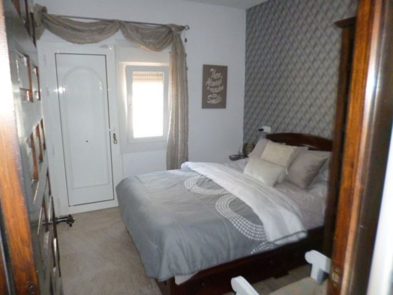 Villa for Sale in Villamartin, Alicante 27
