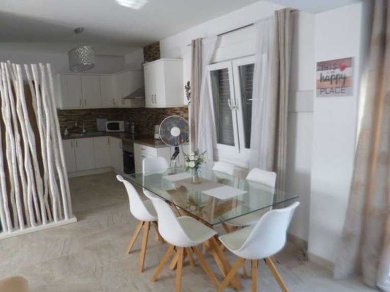 Villa for Sale in Villamartin, Alicante 31