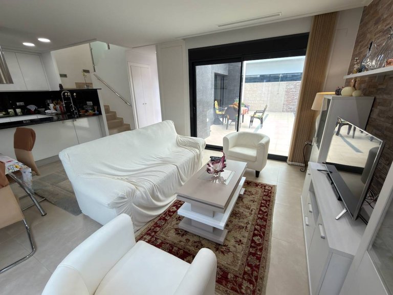 Villa for Sale in Benijofar, Alicante 4