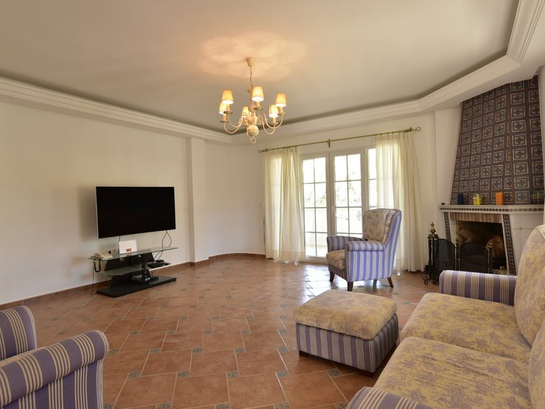 Villa for Sale in Villamartin, Alicante 8
