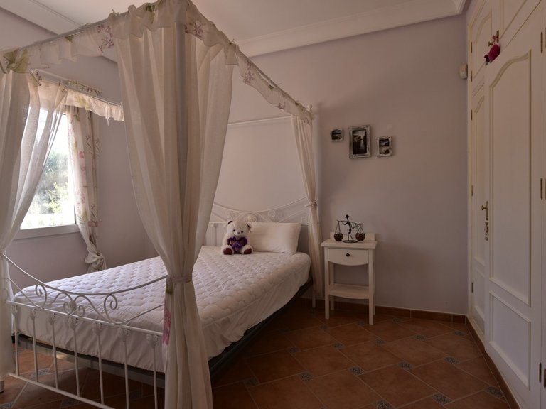 Villa for Sale in Villamartin, Alicante 15