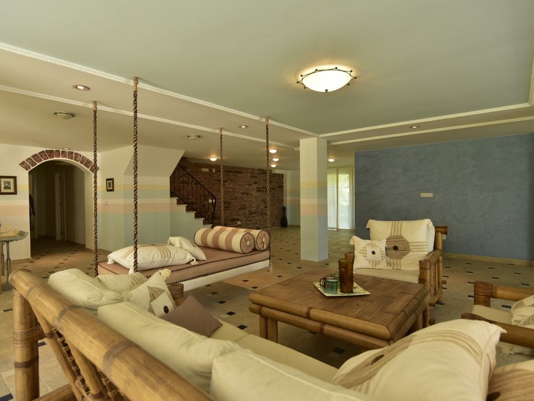 Villa for Sale in Villamartin, Alicante 26