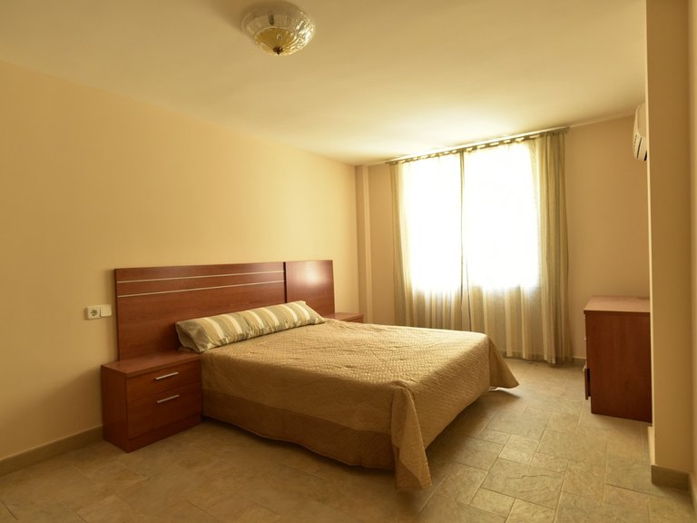 Villa for Sale in Villamartin, Alicante 27