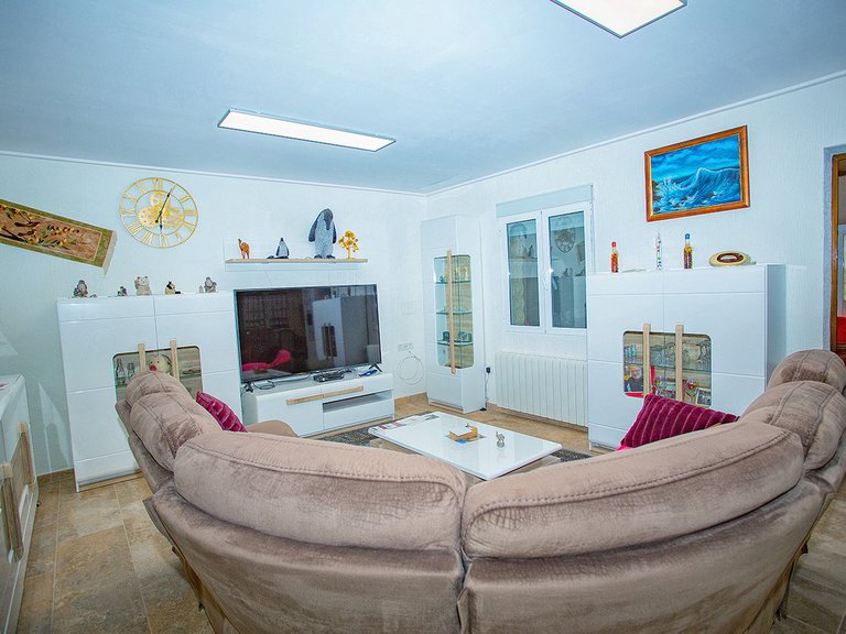 Villa for Sale in Elche, Alicante 12