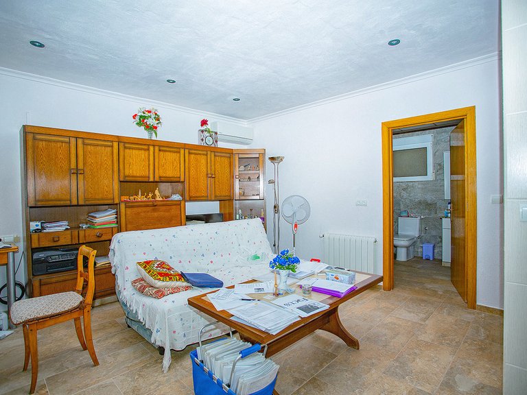 Villa for Sale in Elche, Alicante 40
