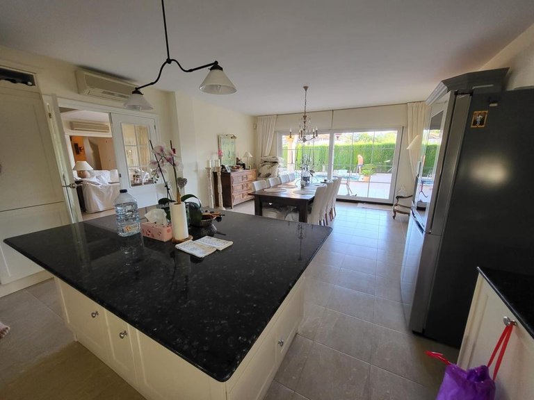 Villa for Sale in Playa Flamenca, Alicante 9