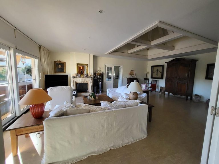 Villa for Sale in Playa Flamenca, Alicante 11