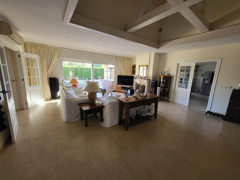 Villa for Sale in Playa Flamenca, Alicante 12