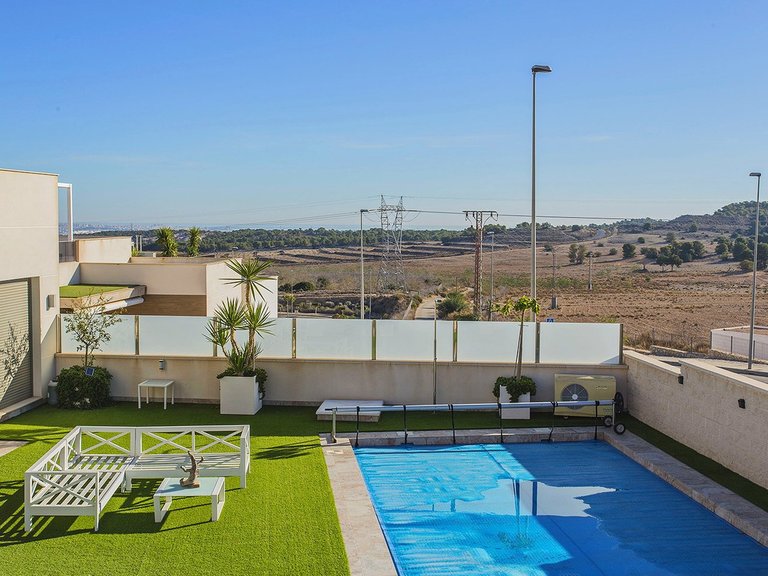 Villa for Sale in San Miguel De Salinas, Alicante 2