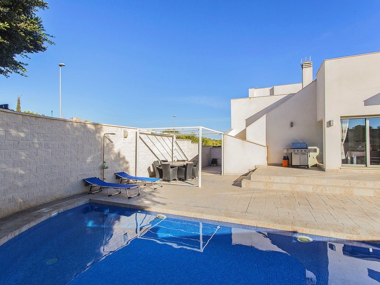 Villa for Sale in San Miguel De Salinas, Alicante 8