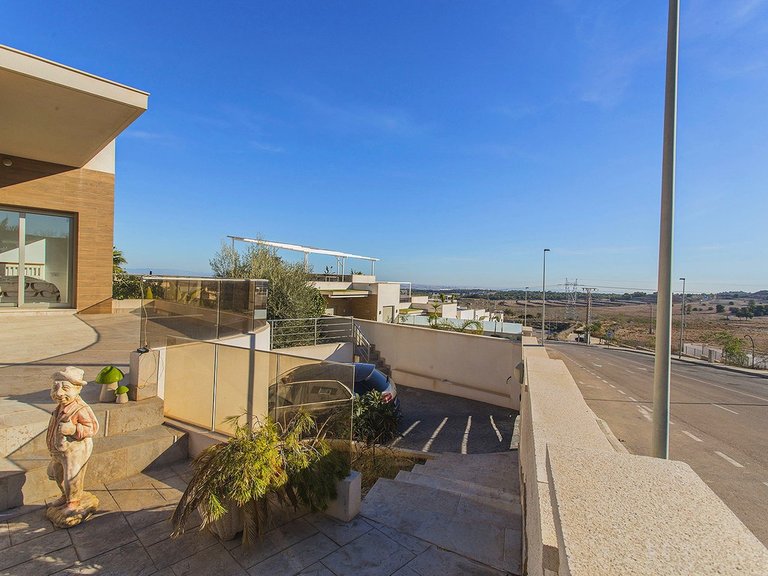 Villa for Sale in San Miguel De Salinas, Alicante 9