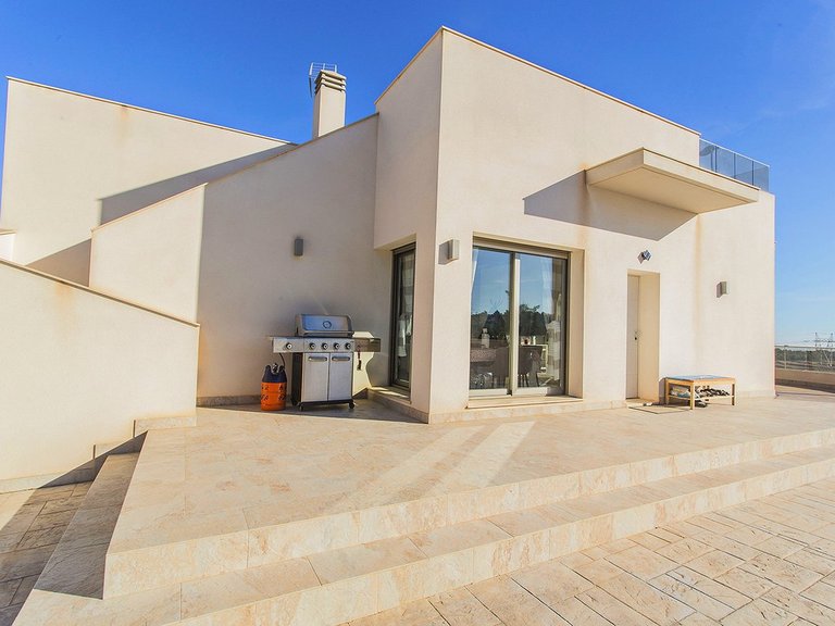 Villa for Sale in San Miguel De Salinas, Alicante 21