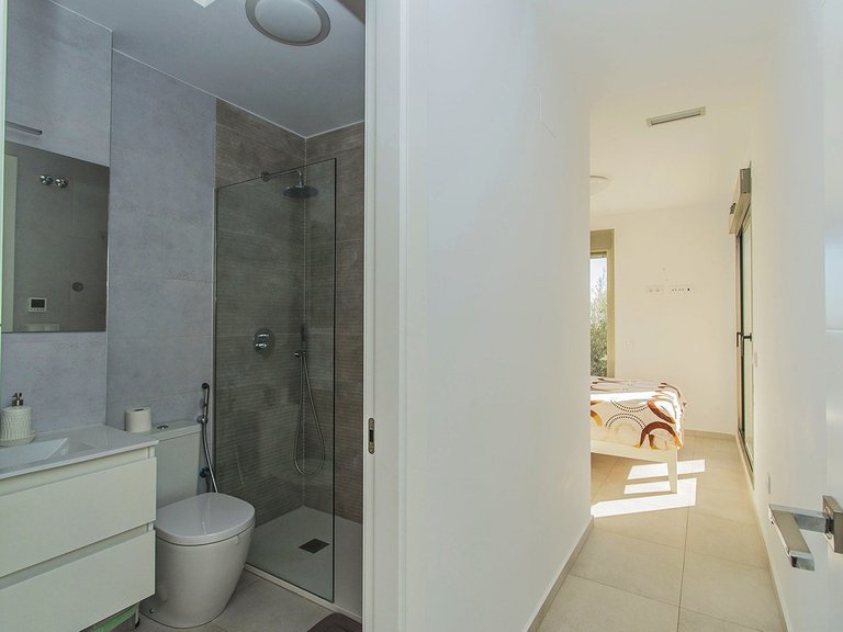 Villa for Sale in San Miguel De Salinas, Alicante 38
