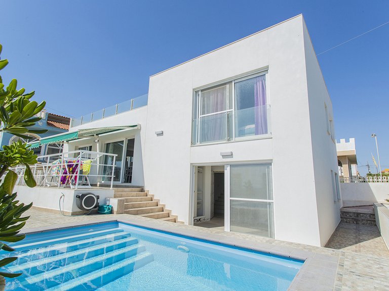 Villa for Sale in Torrevieja, Alicante 39