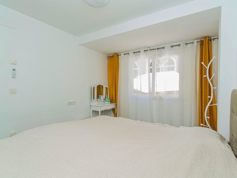Villa for Sale in Torrevieja, Alicante 44