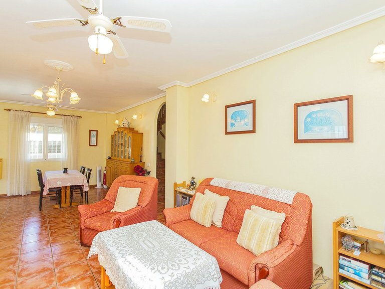 Villa for Sale in Torrevieja, Alicante 9