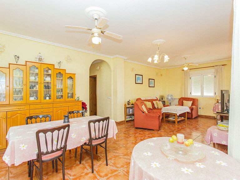 Villa for Sale in Torrevieja, Alicante 15
