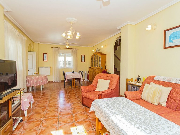 Villa for Sale in Torrevieja, Alicante 16