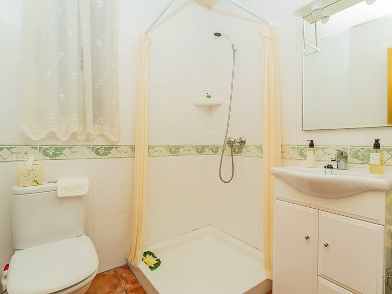 Villa for Sale in Torrevieja, Alicante 28
