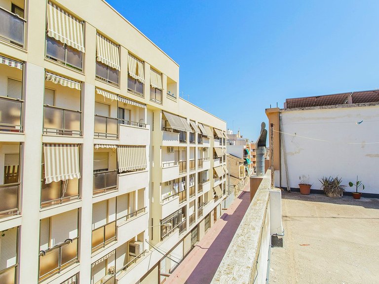 Apartment for Sale in Guardamar Del Segura, Alicante 30
