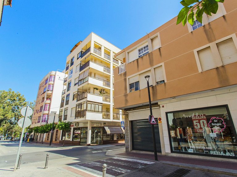 Apartment for Sale in Guardamar Del Segura, Alicante 42
