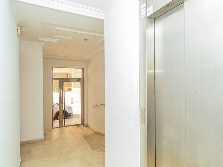 Apartment for Sale in Torrevieja, Alicante 14