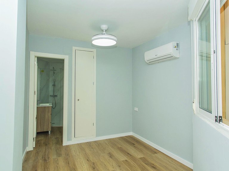 Apartment for Sale in Torrevieja, Alicante 20