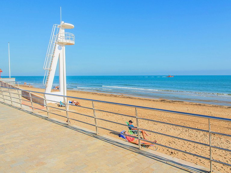 Villa for Sale in Torrevieja, Alicante 4