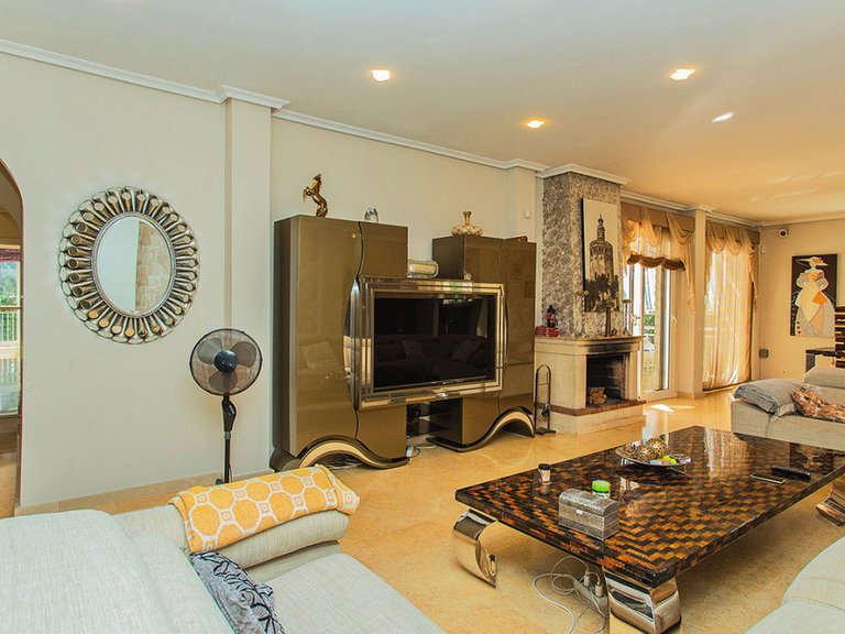 Villa for Sale in Torrevieja, Alicante 8