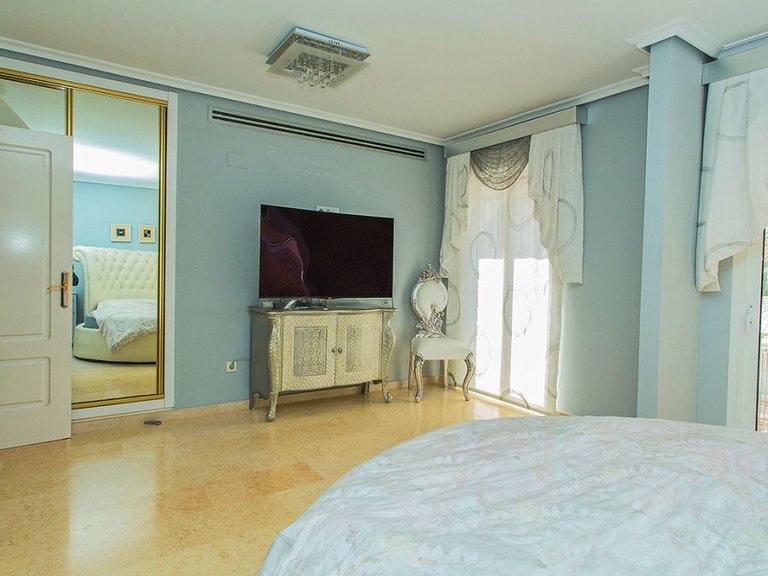Villa for Sale in Torrevieja, Alicante 29