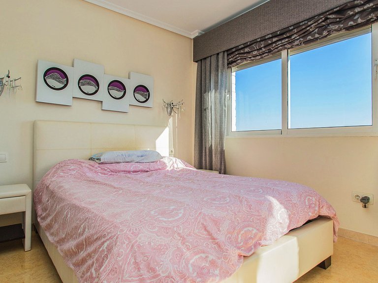 Villa for Sale in Torrevieja, Alicante 32