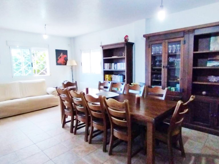 Villa for Sale in Alicante, Alicante 4