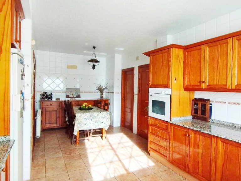 Villa for Sale in Alicante, Alicante 5