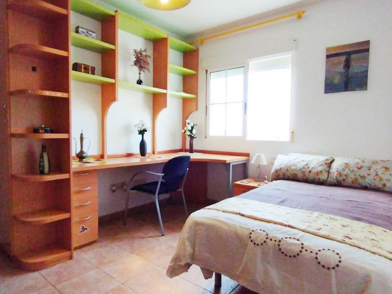 Villa for Sale in Alicante, Alicante 20