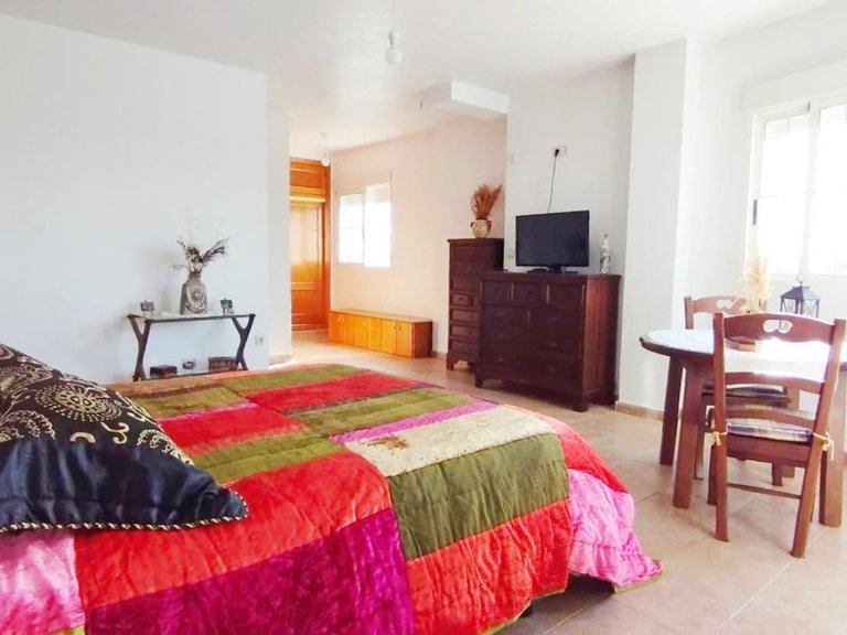 Villa for Sale in Alicante, Alicante 38