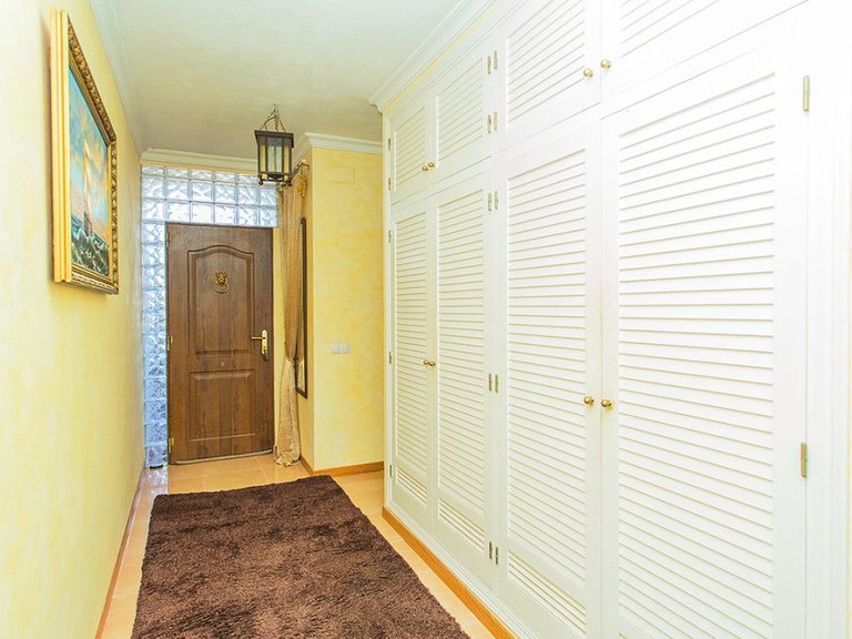 Villa for Sale in Los Balcones, Alicante 32