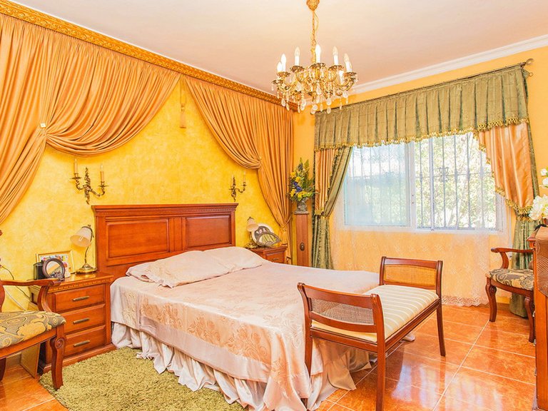 Villa for Sale in Los Balcones, Alicante 35