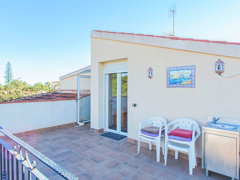 Villa for Sale in Los Balcones, Alicante 40