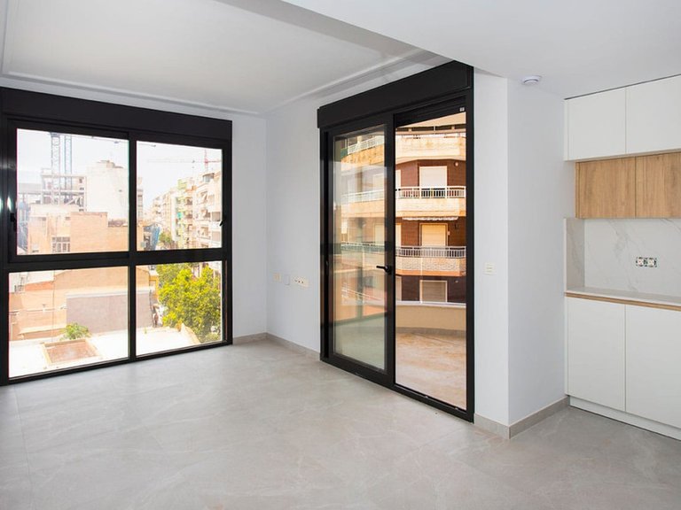 Apartment for Sale in Torrevieja, Alicante 12