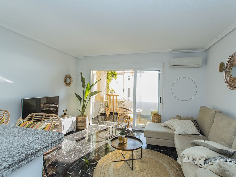 Apartment for Sale in Torrevieja, Alicante 15