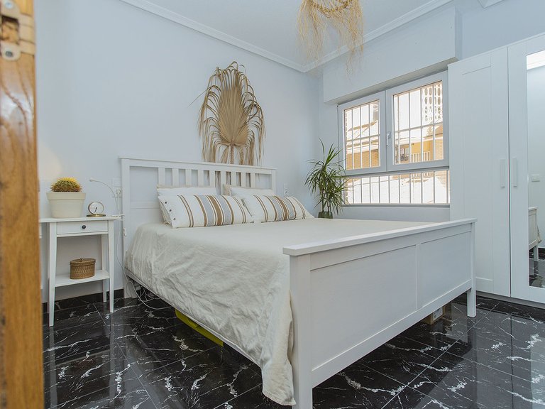 Apartment for Sale in Torrevieja, Alicante 29