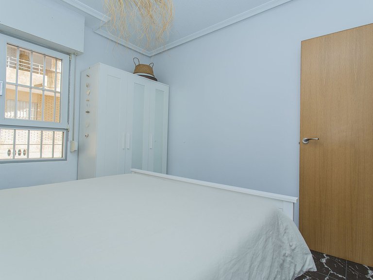 Apartment for Sale in Torrevieja, Alicante 31