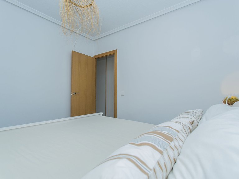 Apartment for Sale in Torrevieja, Alicante 32
