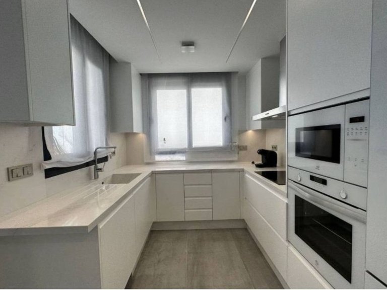 Villa for Sale in Los Altos, Alicante 4