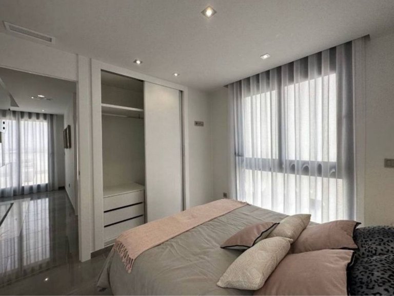Villa for Sale in Los Altos, Alicante 6