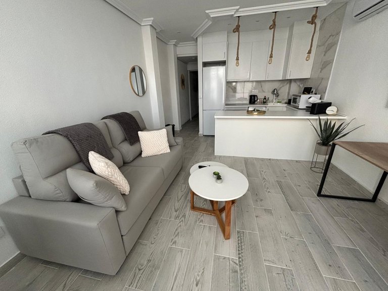 Apartment for Sale in Torrevieja, Alicante 7
