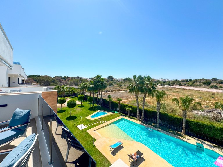 Apartment for Sale in Los Altos, Alicante 26