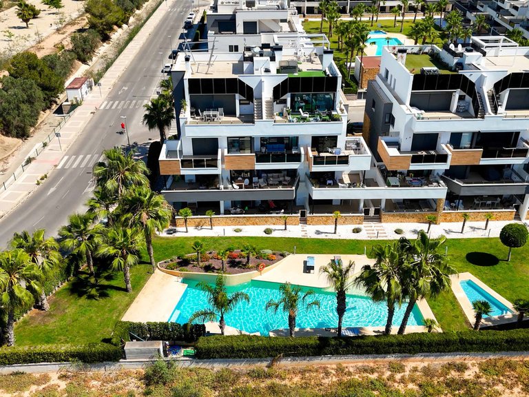 Apartment for Sale in Los Altos, Alicante 36