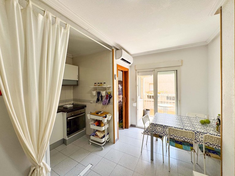 Apartment for Sale in Torrevieja, Alicante 31