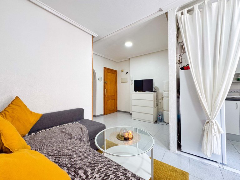 Apartment for Sale in Torrevieja, Alicante 35